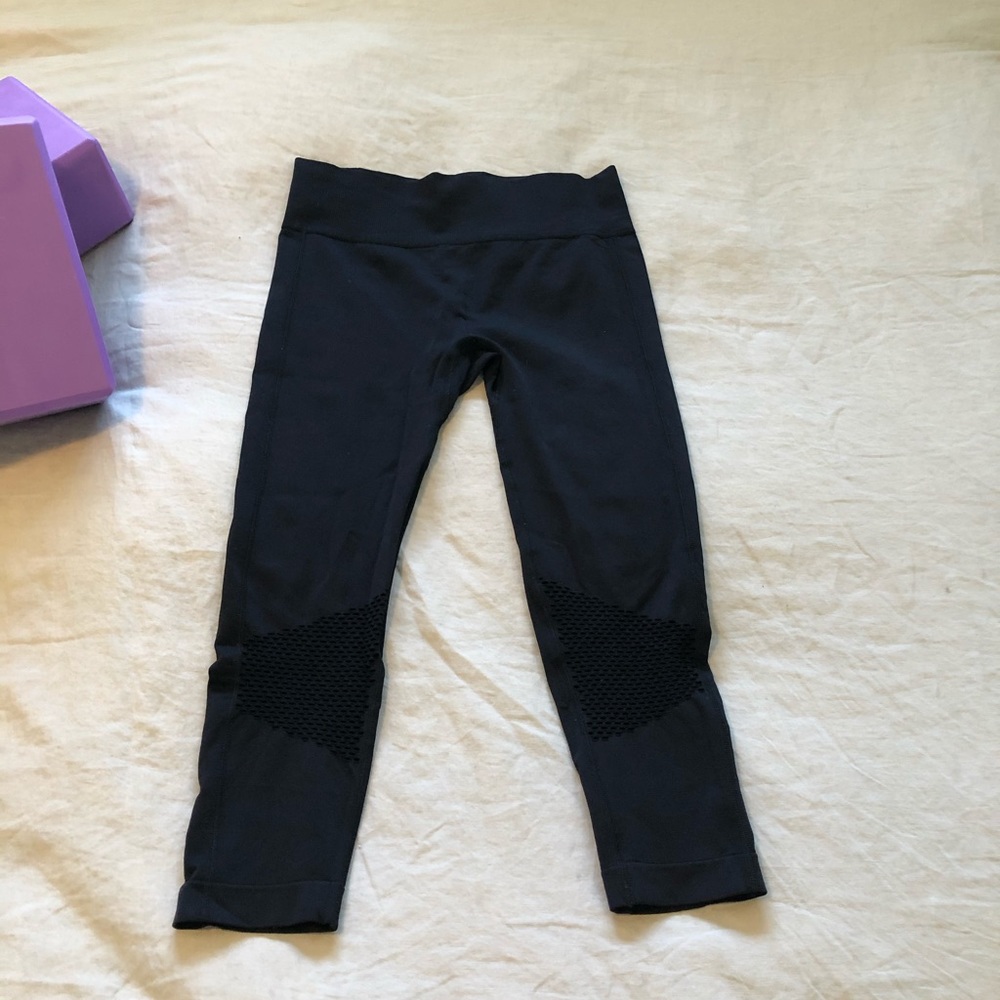 Fabletics cropped seamless leggings.